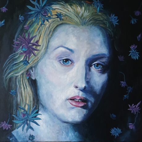 Na het kijken van de film, Sofie's choice, waar ik erg van onder de druk was, heb ik dit schilderij gemaakt. De lelie's die naar beneden dwarrelen zijn uit Vlisco stof geknipt. Schilderij Meryl Streep